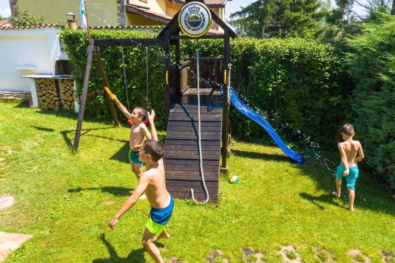 Вила Теkето I Vila Teketo Family Guest House Nikolovo エクステリア 写真